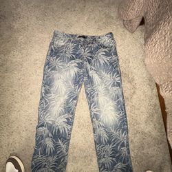 Slightly worn Louie Vuitton men’s jeans size w32