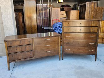 Mid Century Dresser Set