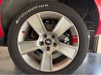 Tires / wheels