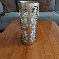 Brushed Gold Candle Holder With Flameless Candle 