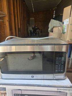 GE microwave