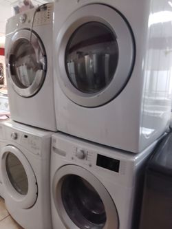 Washer and dryer everything good