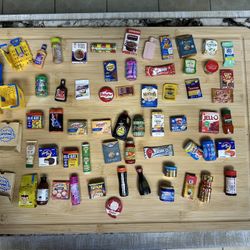 Mini Brands Foods. 