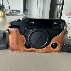 Fujifilm X-pro 1 Camera 
