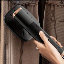 Portable Mini Ironing Machine, Rotatable Handheld Steam Iron, Foldable USB Power Travel Garment For Fabric Clothes,Good For Home And Travel (Black)