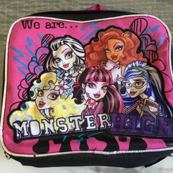 Monster high lunchbox $3