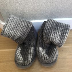 Grey Cardi Uggs -DECREASED PRICE