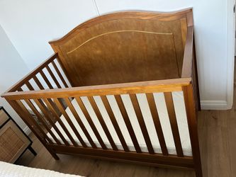 Baby Crib & mattress