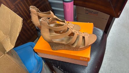 Size 11 orange/tan wedge sandals