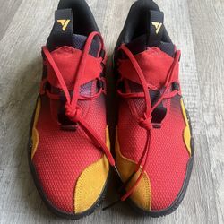 Adidas Trae Young 1 "Atlanta Hawks" Red Black Gold Men Sz 11.5