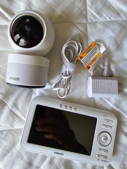 VTech 5" Digital Video Baby Monitor with Pan and Tilt and Night Light, VM5263, White
