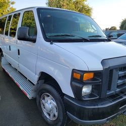 2014 Ford E-350 Great Running van