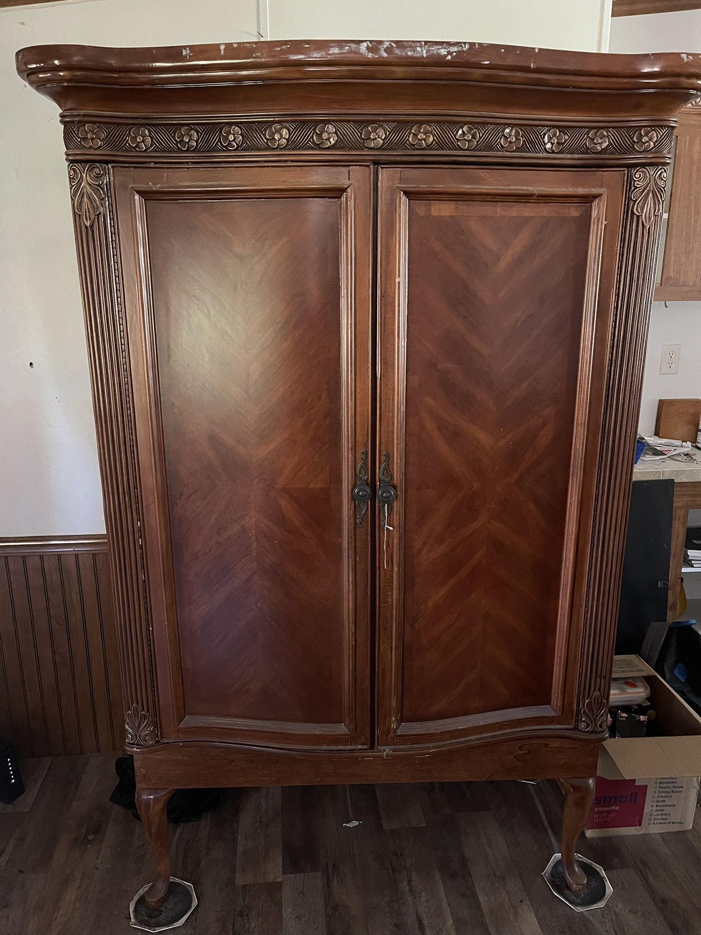 Armoire