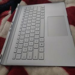 MICROSOFT SURFACE BOOK i5