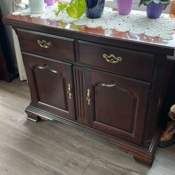 Thomasville Buffet Server