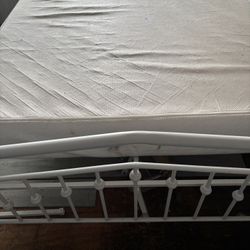 Full Size Bed And Frame 
