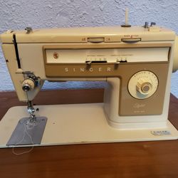 Singer Sewing Machine