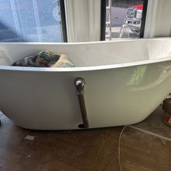 Modern Oval bathtub 