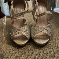 Heels Size  7 1/2 Good Conditions 