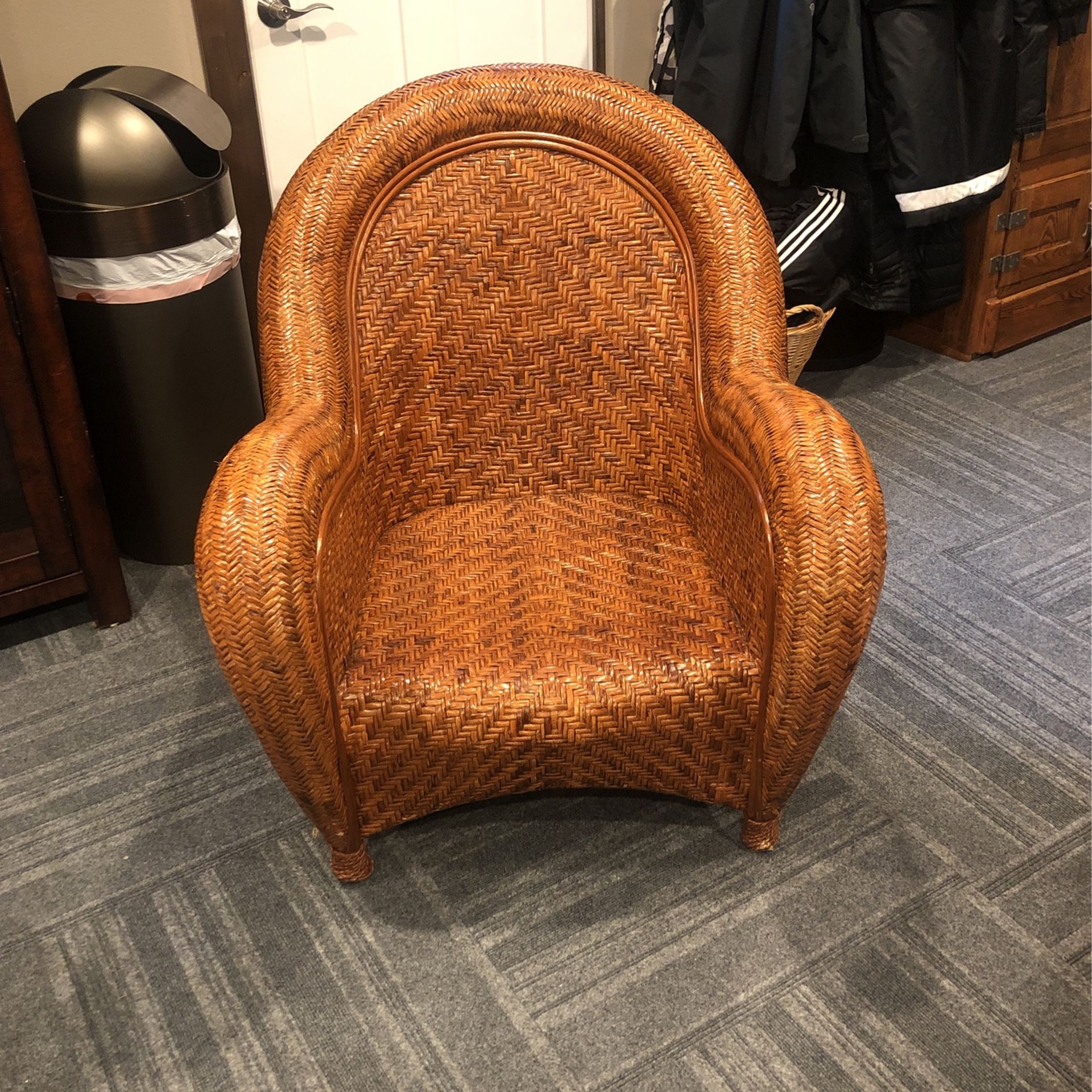 3 Pottery Barn Malabar Chairs And 2 Ottomans.