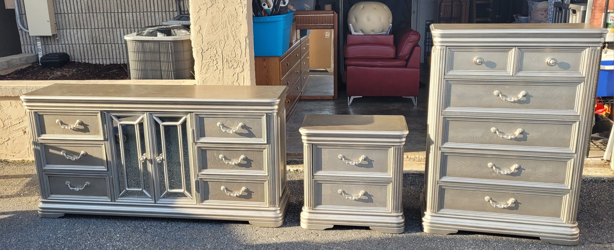 Signature Design by Ashley Birlanny 3pc Silver Dresser Set