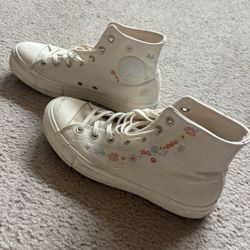 Converse high tops 10US Women