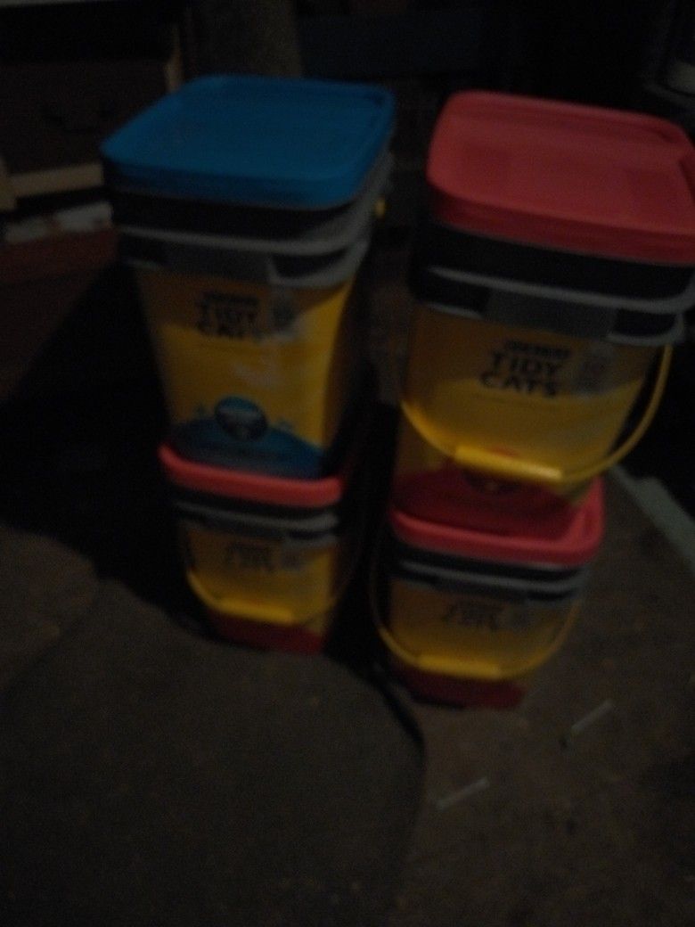Lot Of 4 Tidy Cat Litter 35 Lbs