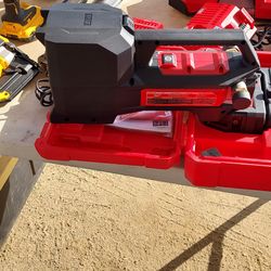 Milwaukee
M18 18-Volt 1/4 HP Lithium-lon
Cordless Transfer Pump (Tool
Only)