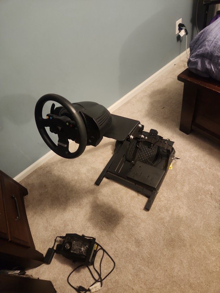 Xbox Racing Setup for Sale in Gastonia, NC - OfferUp