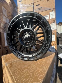17” Kmc 555 ATTACK 6x135 Black