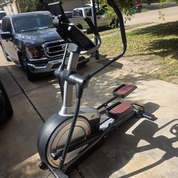 Pro-Form Endurance Elliptical 720 E