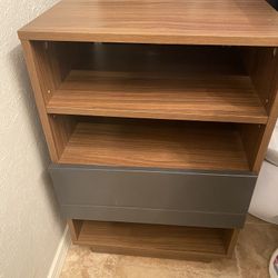 Night Stand In Good Condition- Pick Up In Addison Please