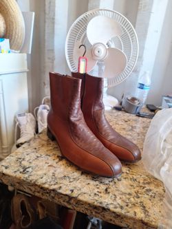 Leather boots size 13