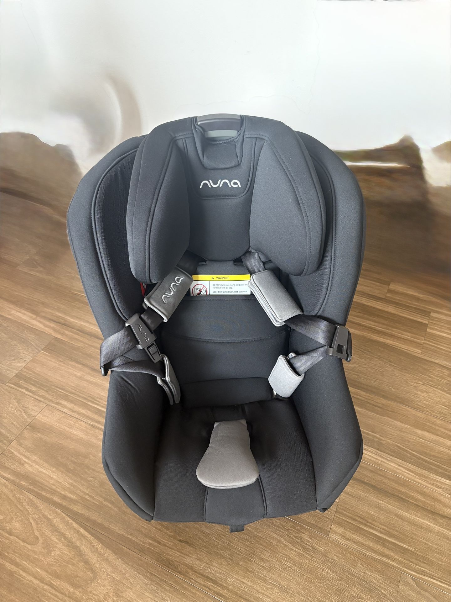 Nuna Rava Car Seat With Brand New Fabric Cover