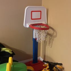 Play Day Kids Basketball Hoop 