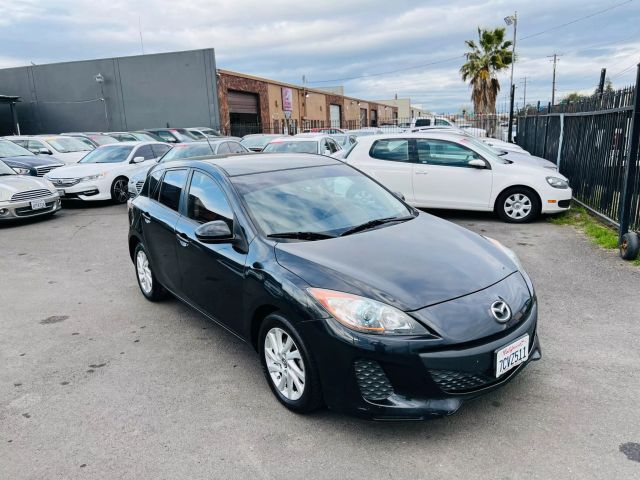 2013 MAZDA MAZDA3