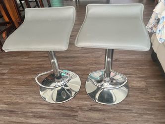 Sitting stools