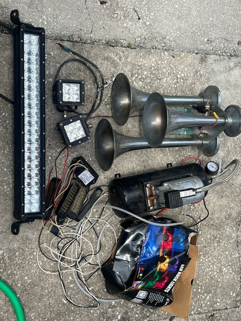 Truck Horn With Lights and Air Compressor