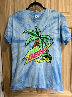 Mountain Dew Baja Blast Size Medium