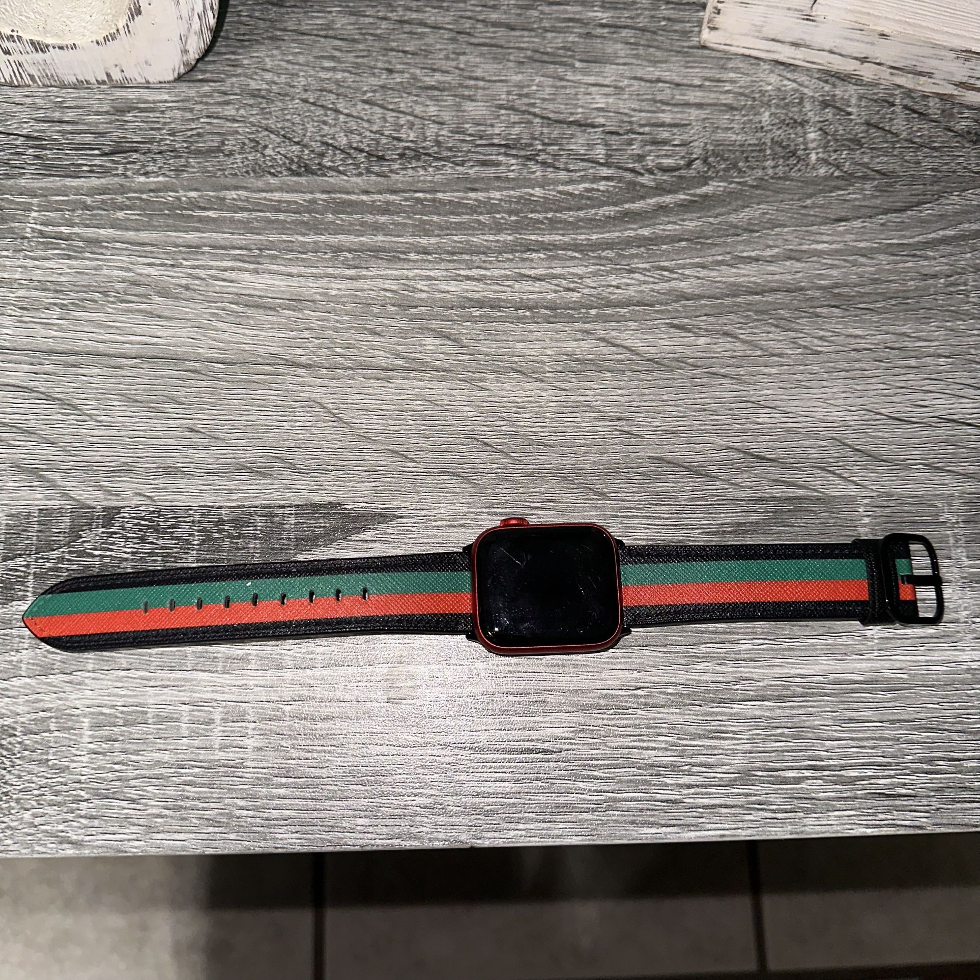 Apple Watch Series 6 Red 40MM