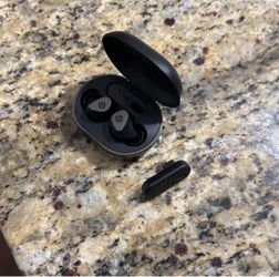 SteelSeries - Arctis GameBuds True Wireless Noise Cancelling Gaming Earbuds for PS5, PS4, PC, Switch - Black