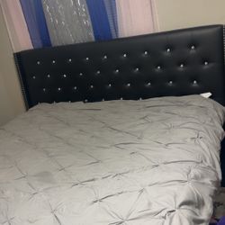 King Size bed With Mattress And Box Springs