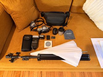 Fujifilm xt4 Kit with Godox Flash and Accessories