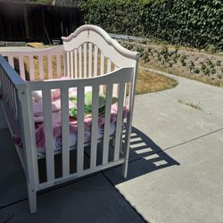 baby crib