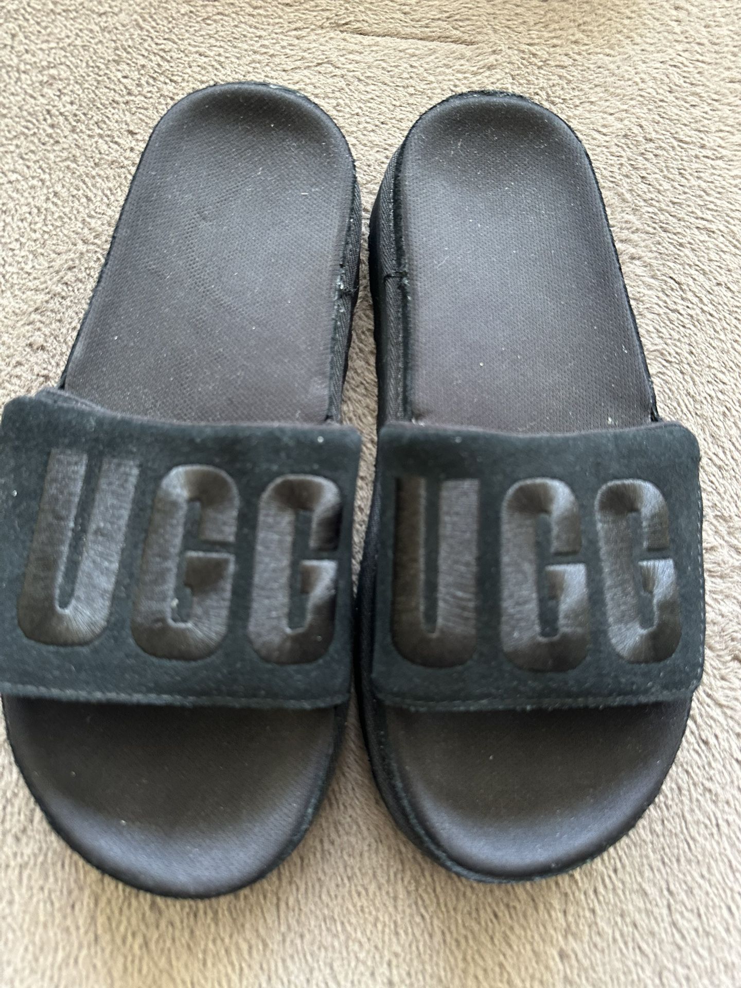 Women’s UGG Australia Laton Slides / Slippers 9.5