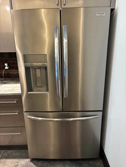 Frigidaire Refrigerator