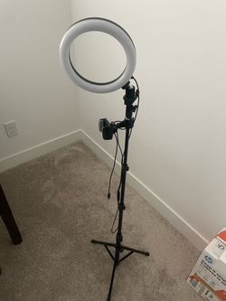 Tripod for reels