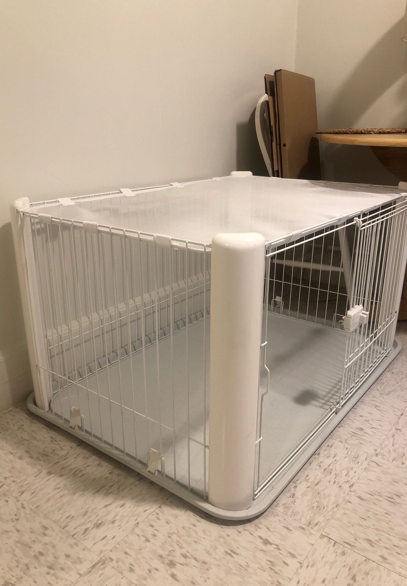 Large dog crate! Barley used