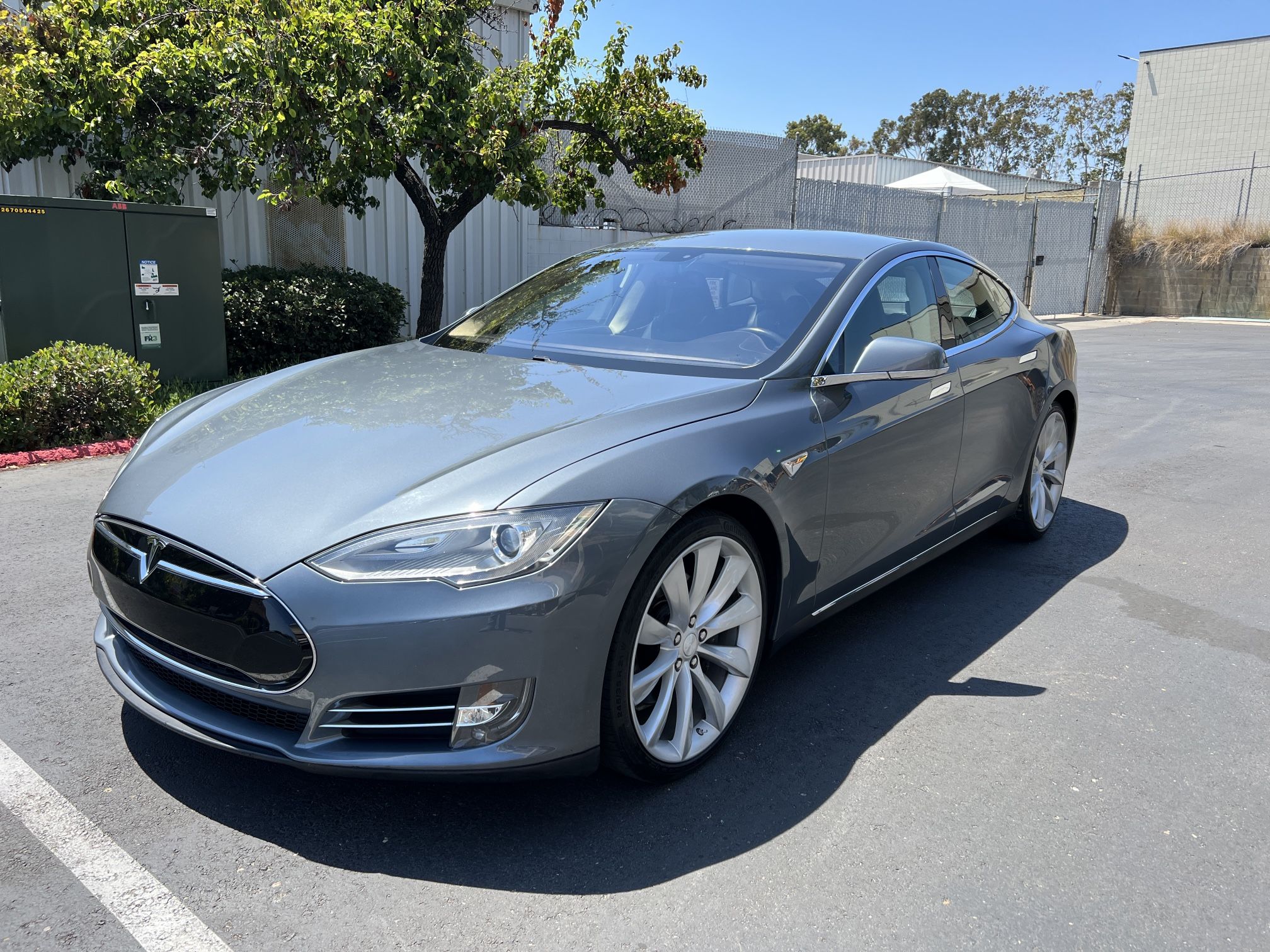 2013 Tesla Model S For Sale