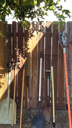 Gardening tools, tree pruner.